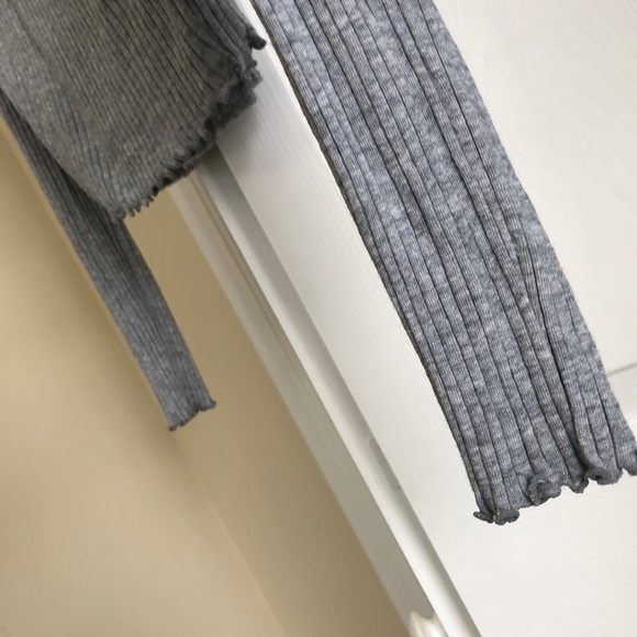 Ribbed crop top - Picture 2 of 2